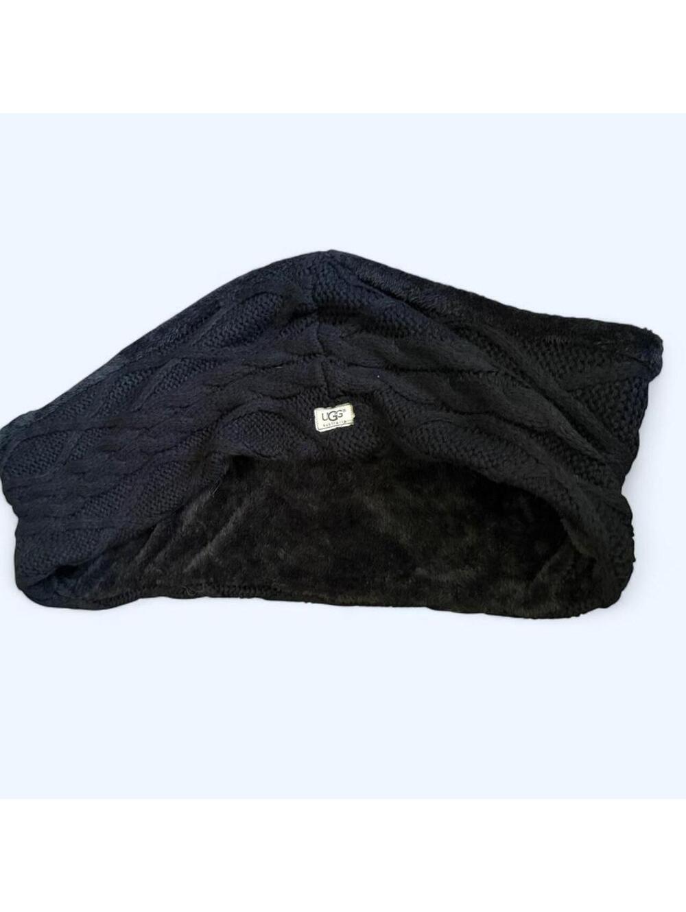 UGG Women's Black Scarf-wrap